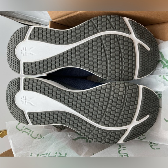 KURU Quantum 2. Men's Navy Sneakers size 10.5 M - Picture 9 of 12